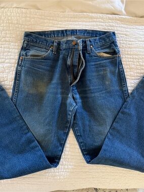 Wrangler Men's Straight Leg Dark Blue Denim Jeans